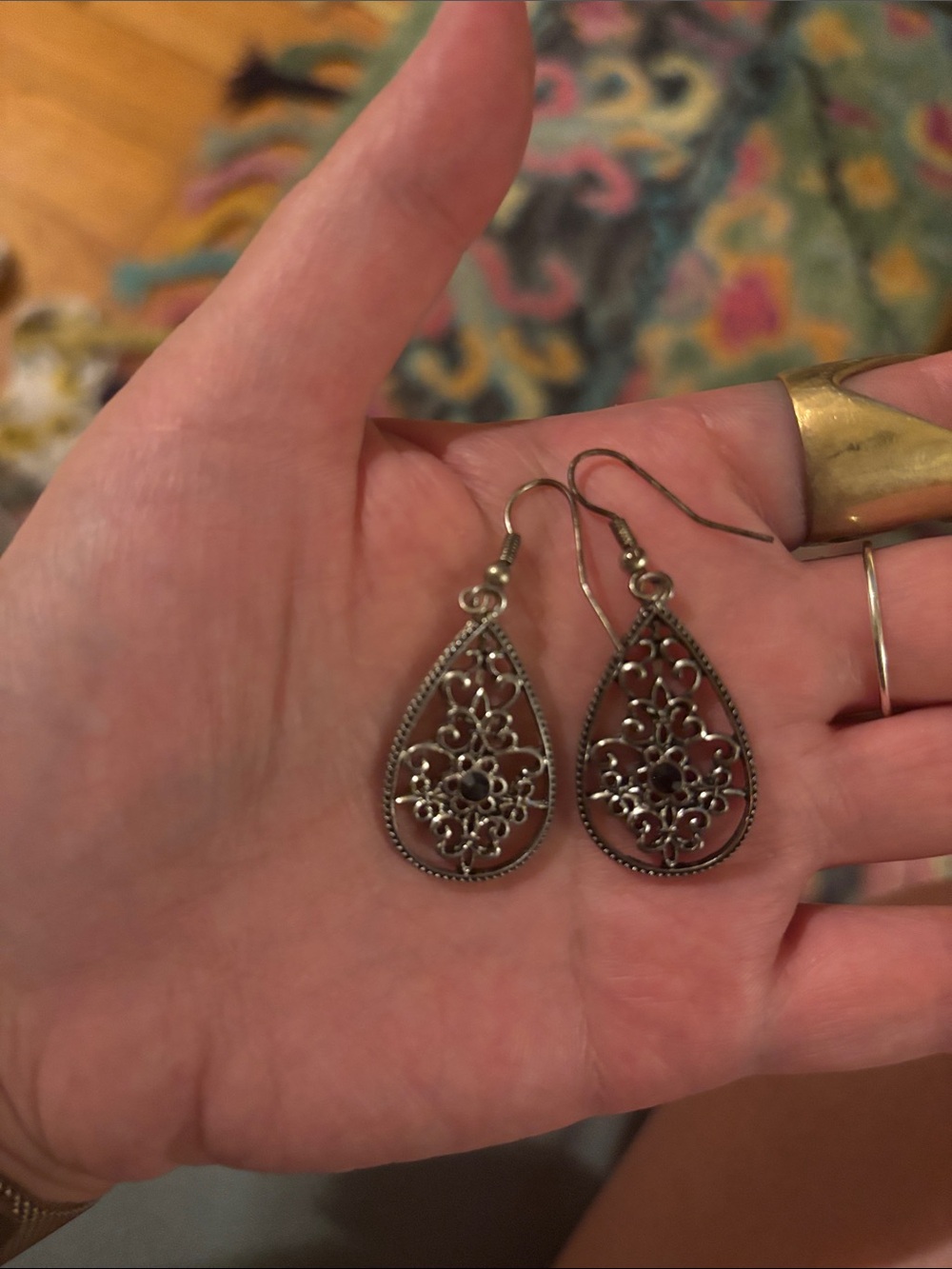 Steeling Silver Filigree Teardrop Earrings with onyx stone